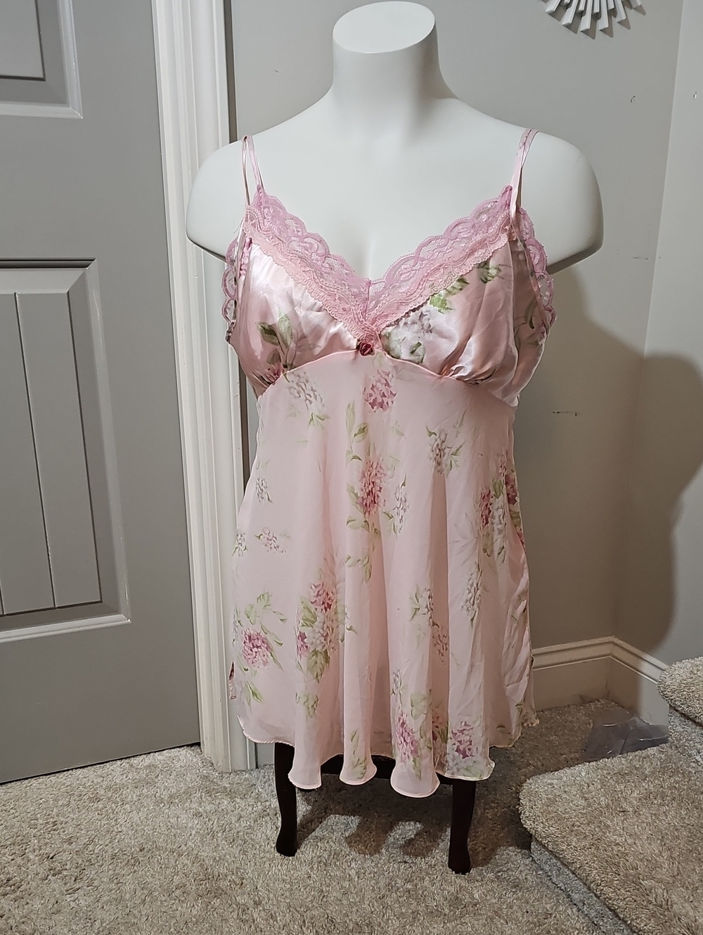 Secret Treasures Pink Floral Lace-Trim Satin Chemise